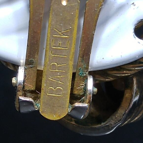 Vintage Faux Pearl Clip Earrings, Gold Plated, Bartek Mid-Century Designer - Picture 5 of 8